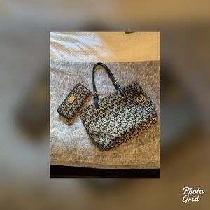 Michael kors purse and wallet